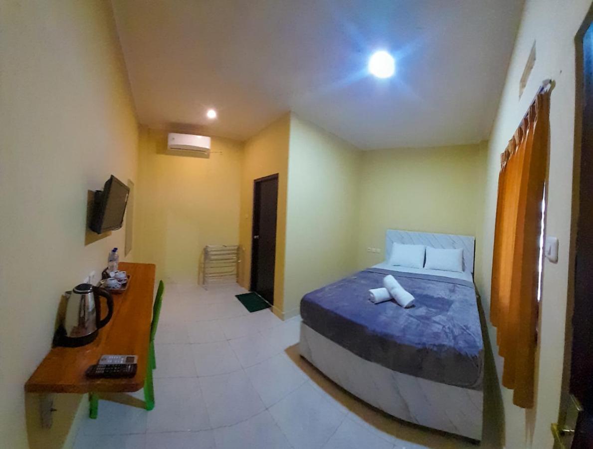 Fx72 Labuan Bajo Hotel Exteriör bild